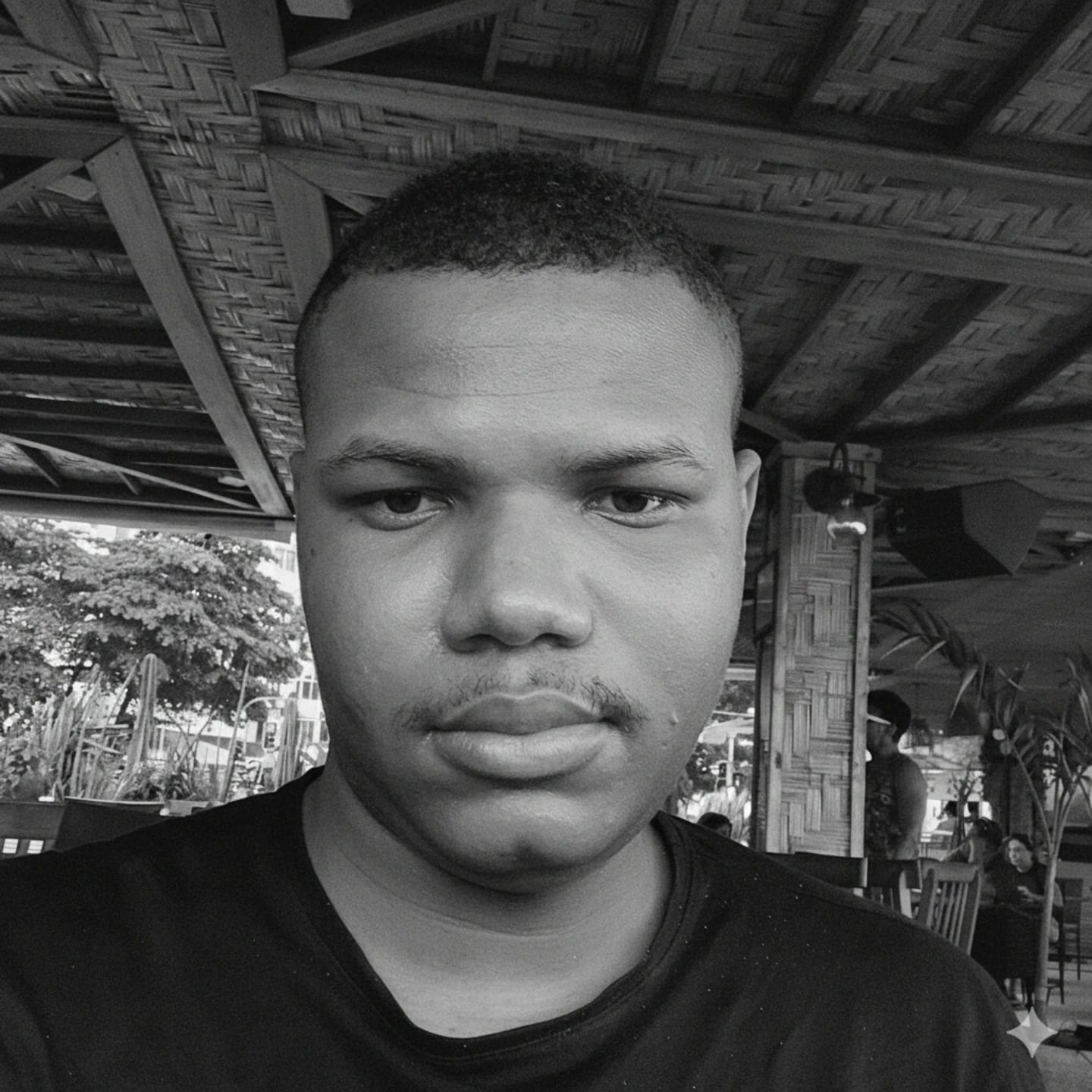 Navigation bar avatar